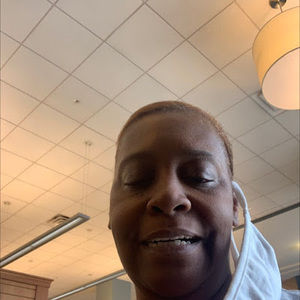 Meet your Posher, Angie